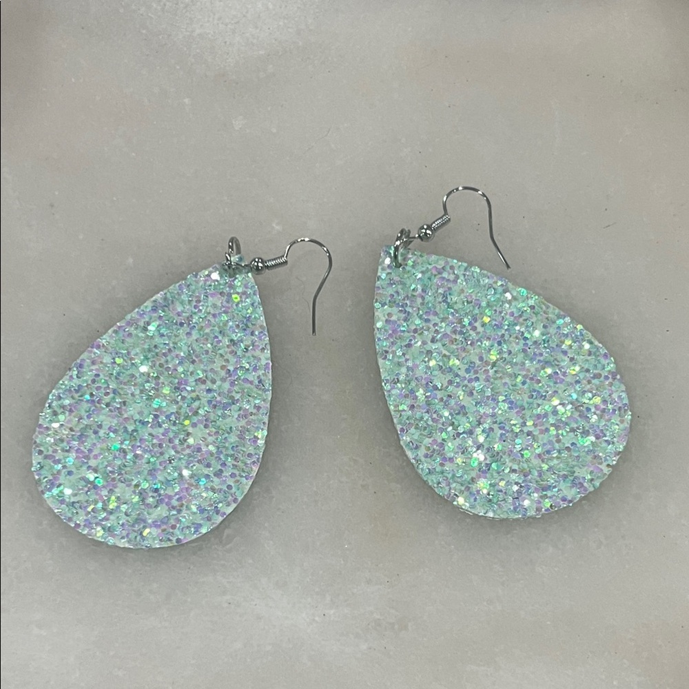 Glittering Teardrop Earrings in Silver and Green - Picture 3 of 3